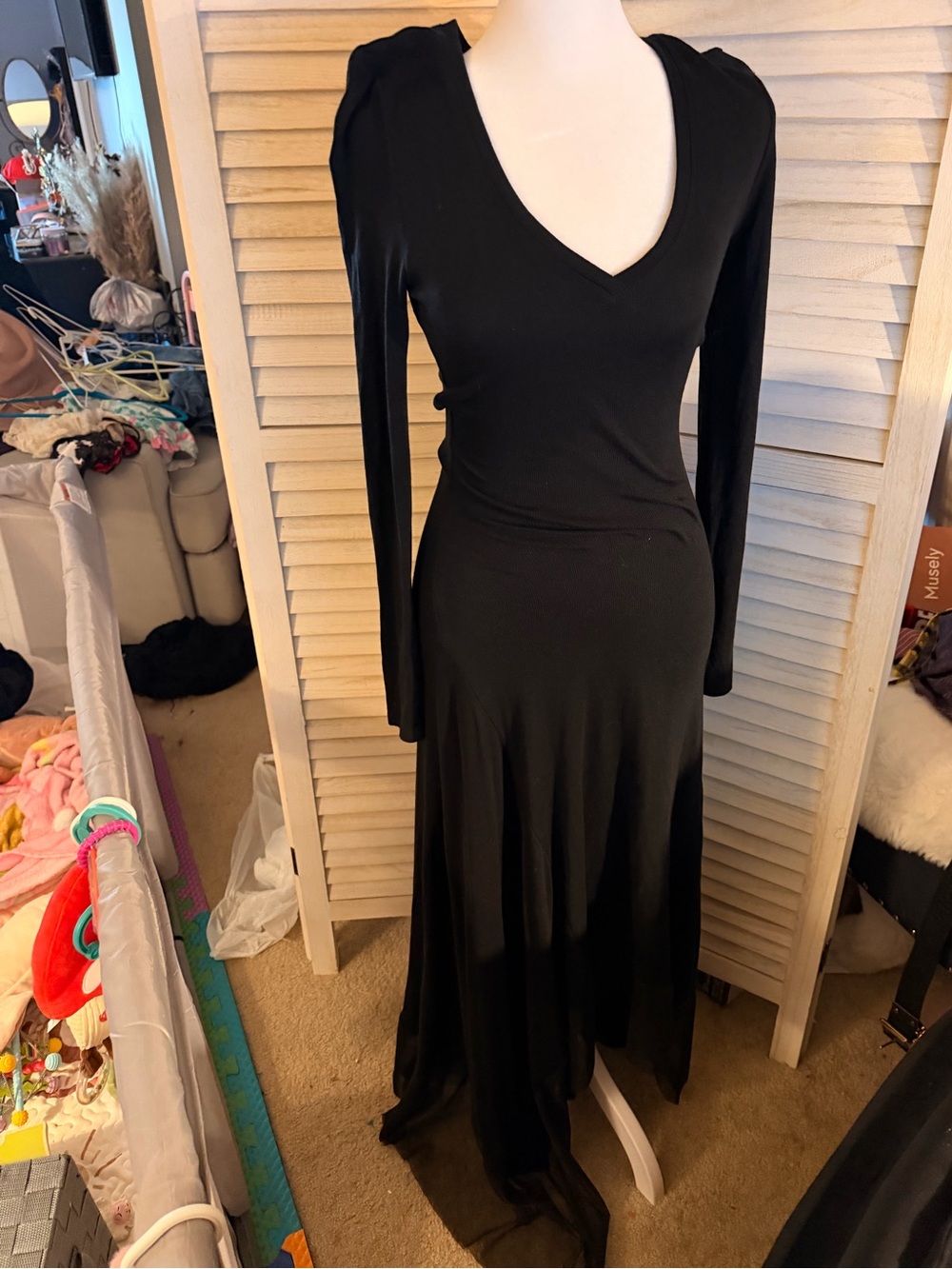 Long Sleeve Black V-Neck Maxi Dress Elvira, Wednesday. Sexy Whimsigoth. Flowy.